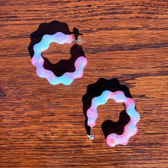 Handmade Y2K Open Hoop Earrings - Picture 7 of 16